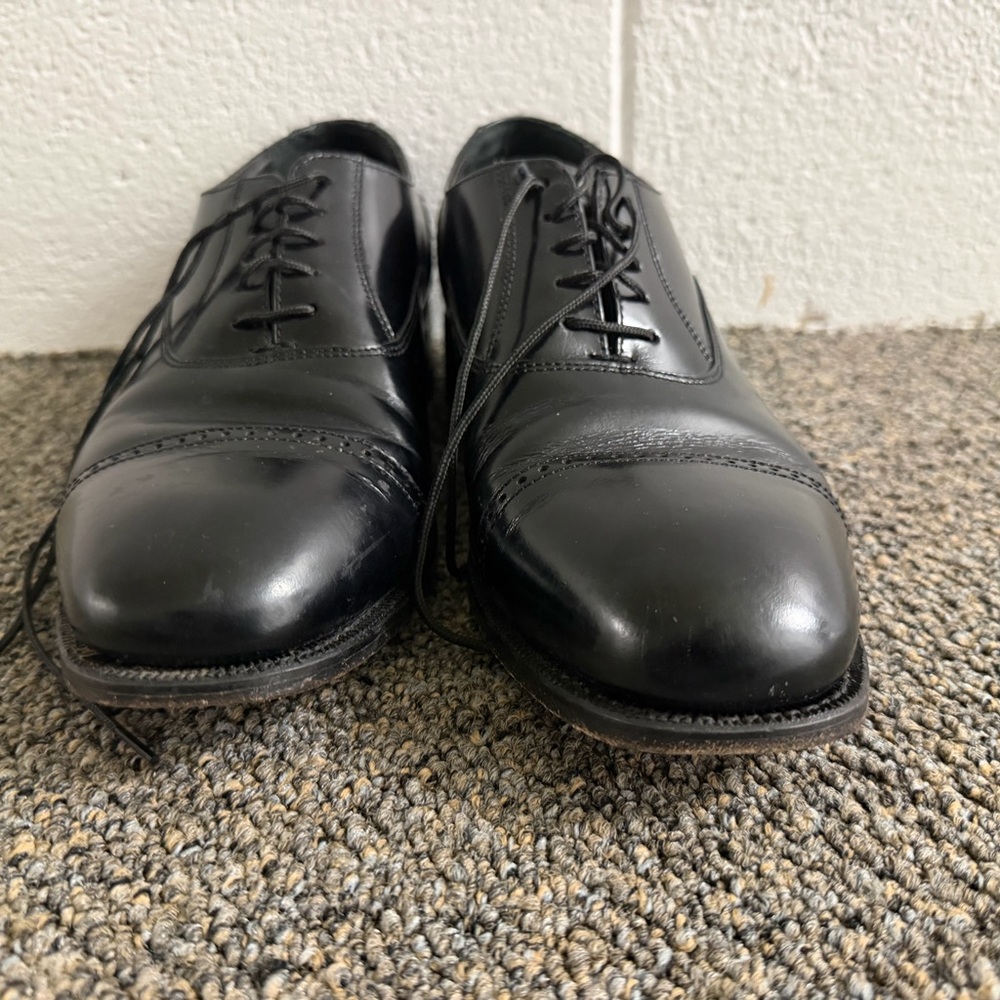 Classic Black Florsheim Men's Lexington Cap Toe Oxfords genuine leather